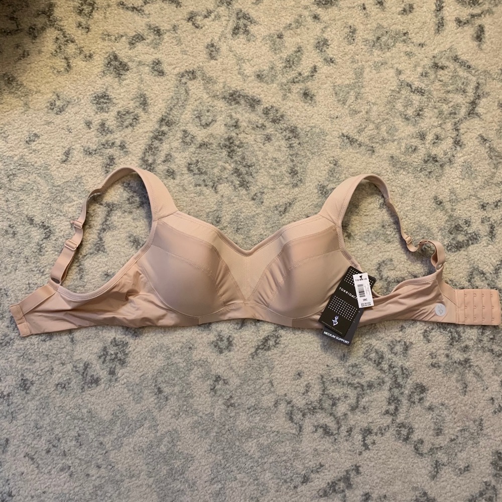 Sports bra